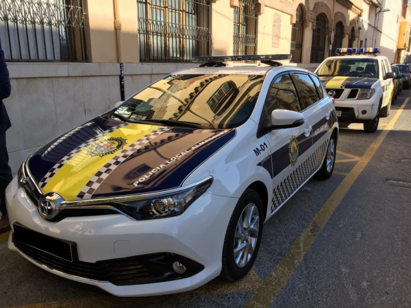 almassera coche policial